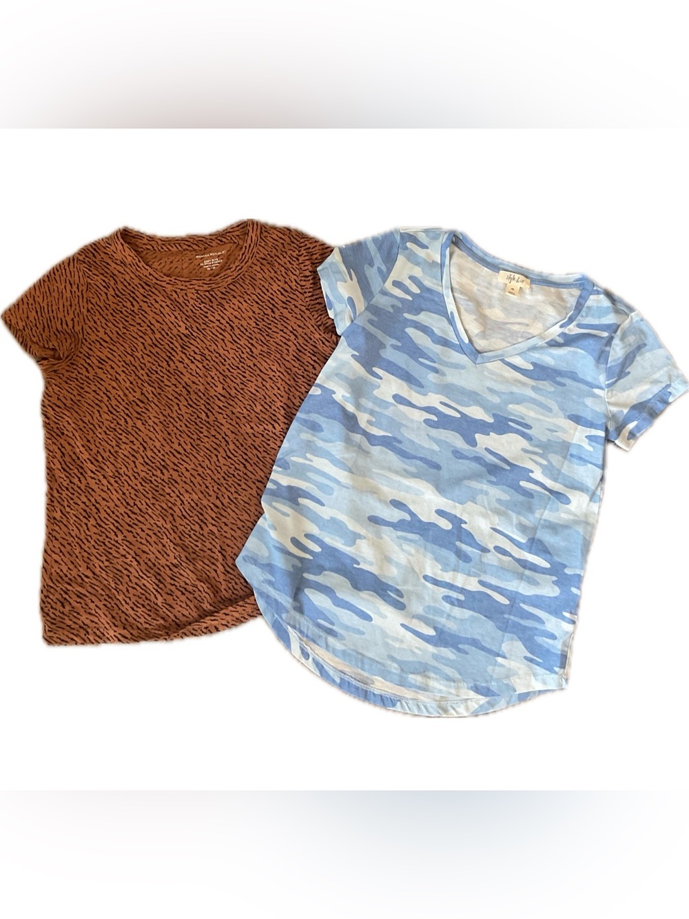 Bundle of T-shirts by Banana Republic & Style & Co